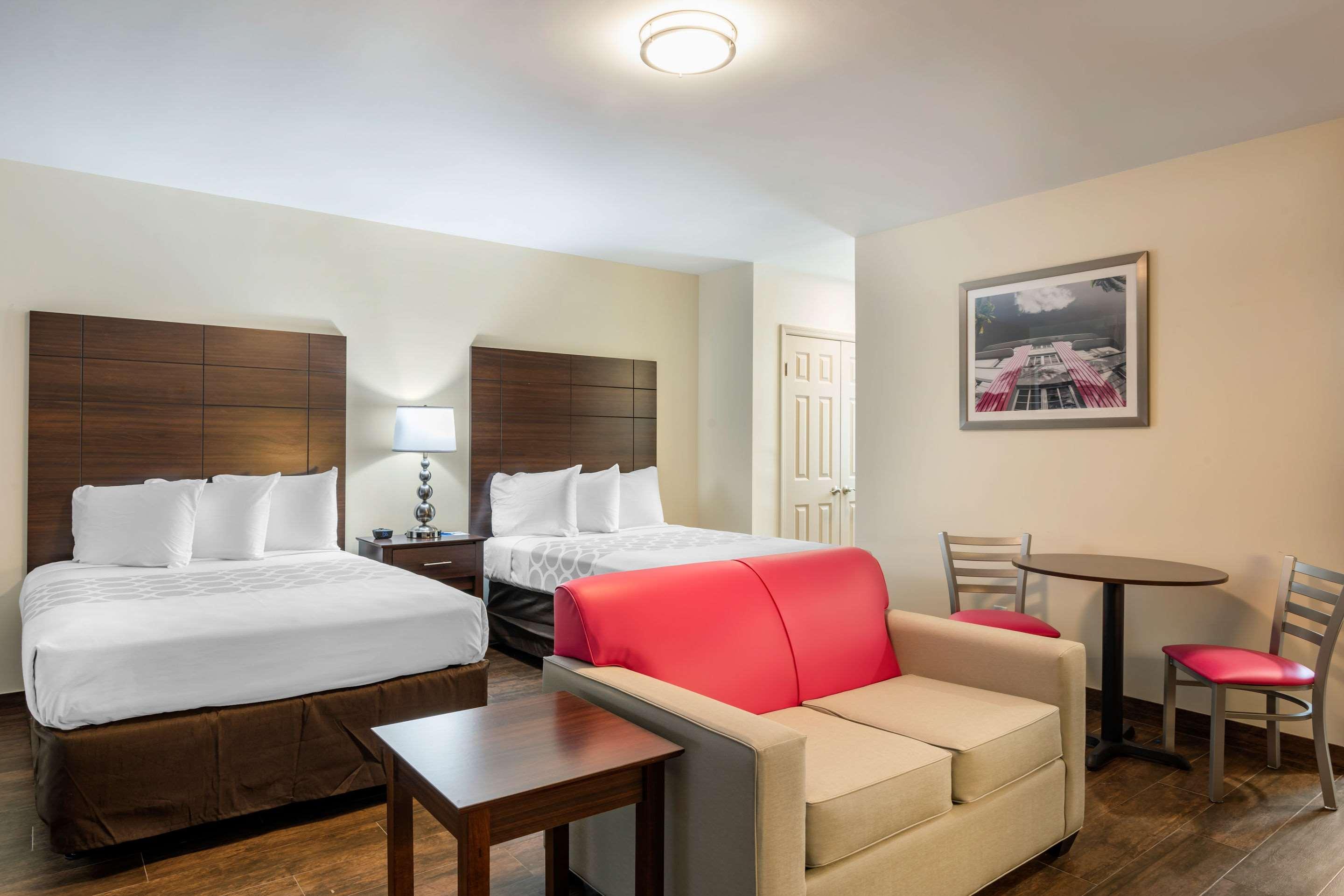 Downtown Hollywood Gardens Inn & Suites Exteriér fotografie